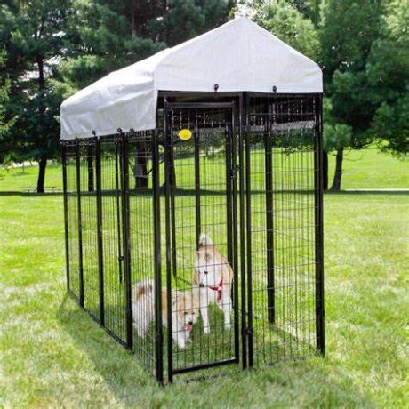 KennelMaster Welded Wire Dog Kennel 4 ft Wide x 6 ft Long
